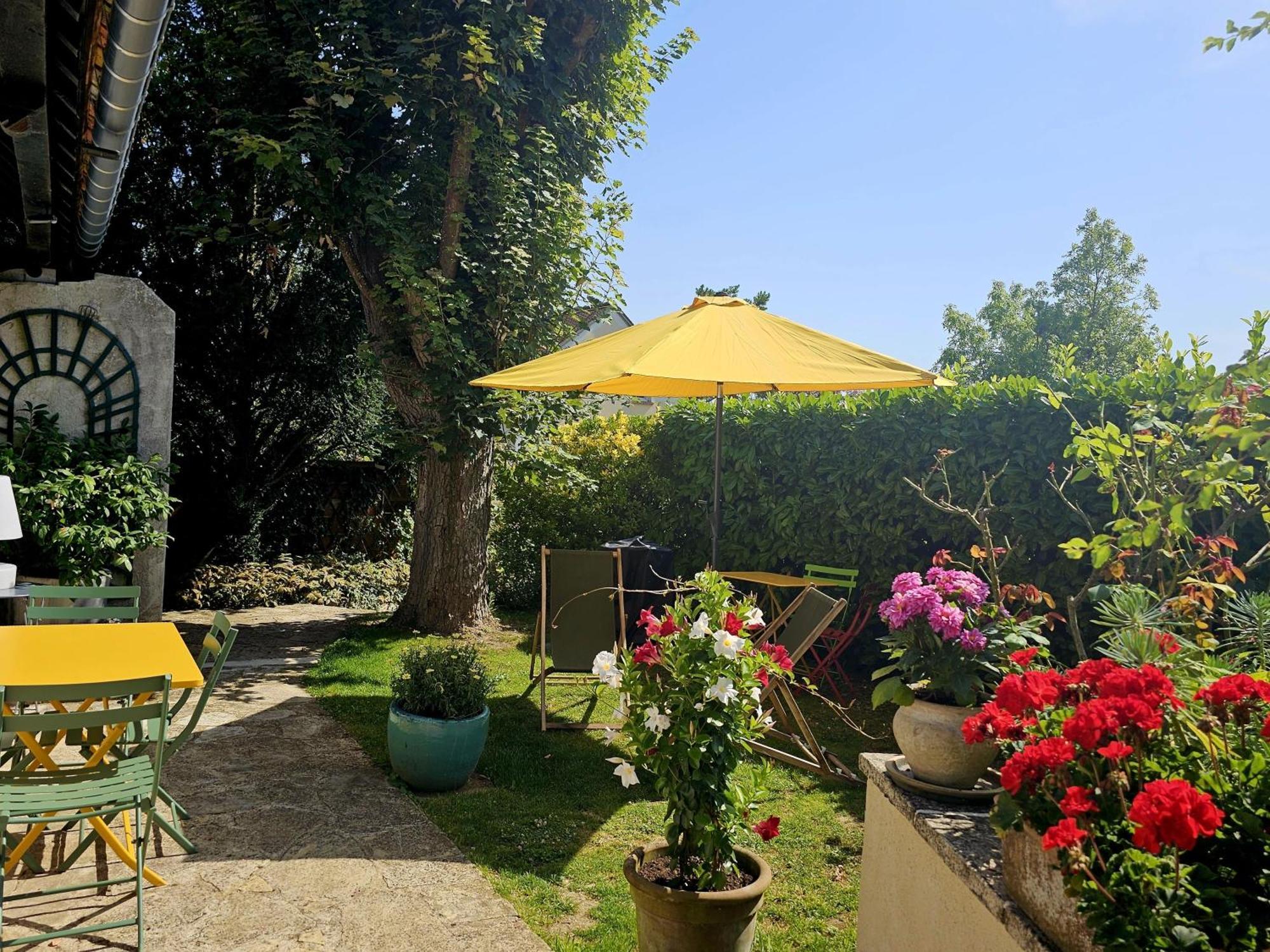 Clair Logis Villa Giverny Buitenkant foto